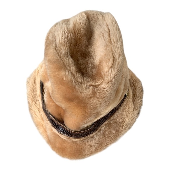 Vintage Faux Fur Bucket Hat with Faux Croc Leather Band and Gold Buckle main image 6